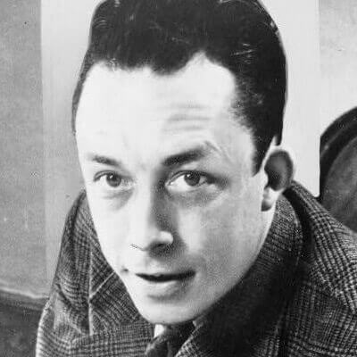 Der französische Schriftsteller und PhilosophAlbert Camus. Foto von 1957.